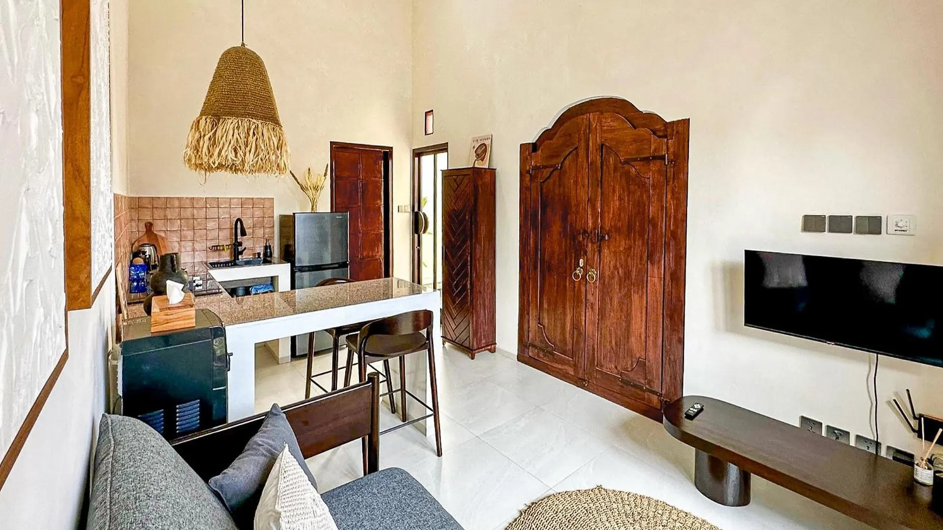 Aesthetic 1-Bedroom-Villa Lala With Private Pool Near Uluwatu -Bali Jimbaran  Indonesia
